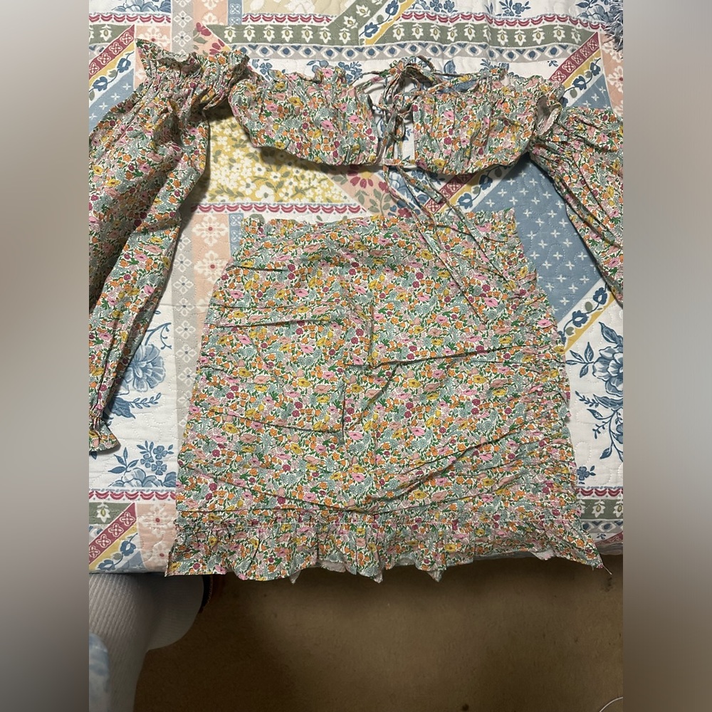 For love and lemons floral set